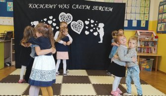 Dzień Babci i Dziadka w grupie 3-5-latków