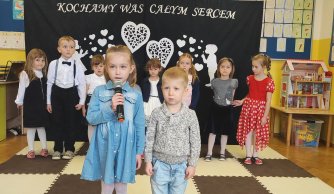 Dzień Babci i Dziadka w grupie 3-5-latków