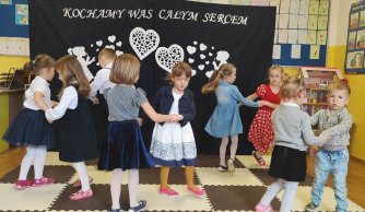 Dzień Babci i Dziadka w grupie 3-5-latków