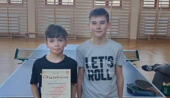 Zawody w drużynowym tenisie stołowym