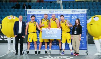 Ciężka praca popłaca… – słów kilka o koszykarskich dokonaniach pana Łukasza