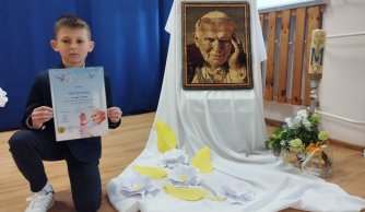 Sukcesy naszych uczniów w III Wojewódzki Konkursie o Janie Pawle II ,,Jan Paweł II Wielki 1920–2005”
