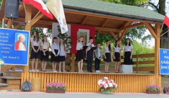 XV rocznica nadania naszej szkole imienia Jana Pawła II