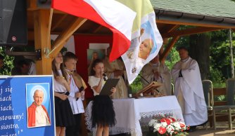 XV rocznica nadania naszej szkole imienia Jana Pawła II