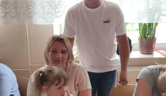 "Wszystkie kwiaty dla mamy i taty”