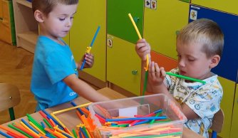 „Razem w przedszkolu” - adaptacyjny tydzień w grupie dzieci 3-4-letnich.