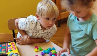 „Razem w przedszkolu” - adaptacyjny tydzień w grupie dzieci 3-4-letnich.