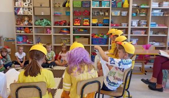 „Starsi czytają młodszym” – kolejna edycja szkolnej akcji czytelniczej