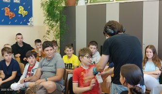 „Zasady fizyczne czy kwasy chemiczne”