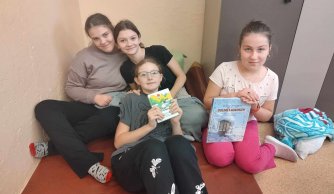 Cała szkoła czyta! – relacja z pewnego zwykłego szkolnego dnia z niezwykłymi przerwami międzylekcyjnymi