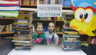 Cała szkoła czyta! – relacja z pewnego zwykłego szkolnego dnia z niezwykłymi przerwami międzylekcyjnymi