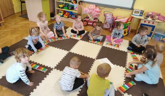 "Słowo, dotyk i muzyka dla każdego smyka" ogólnopolski projekt edukacyjny dla przedszkolaków