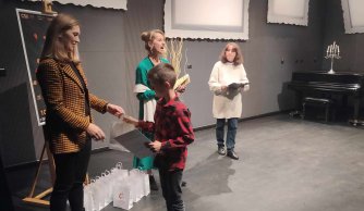 Nasi recytatorzy z sukcesami na turnieju powiatowym 27. Jesiennego Konkursu Recytatorskiego 