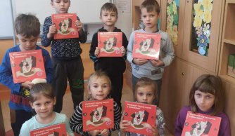 "Mała książka - wielki człowiek"