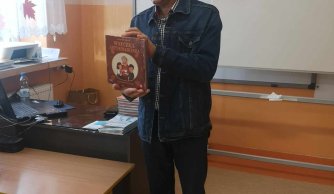 "Mała książka - wielki człowiek"