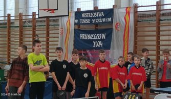 Z małej szkoły na podium wojewódzkie