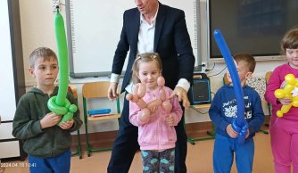 "Hokus-pokus, czary-mary..." - występ iluzjonisty