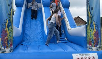 "Kiedy śmieje się dziecko, śmieje się cały świat"