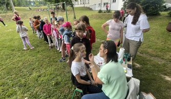 "Kiedy śmieje się dziecko, śmieje się cały świat"