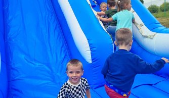 "Kiedy śmieje się dziecko, śmieje się cały świat"