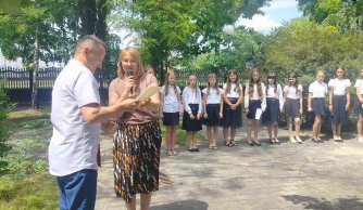 Szkolny chórek z wizytą w Domu Kombatanta w Biłgoraju