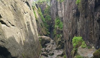 Relacja z wycieczki klas IV-VII Góry Stołowe-Praga-Wrocław