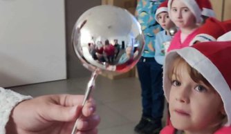 Wycieczka do Muzeum Bombki Choinkowej w Nowej Dębie