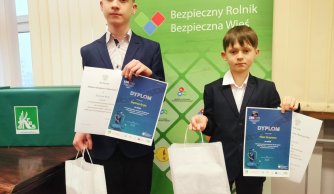 Szymon i Piotrek na uroczystym podsumowaniu Ogólnopolskiego Konkursu &#34;Moja Wizja Zero&#34; w OR KRUS w Lublinie  