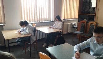 Julia Łata w finale IV Wojewódzkiego Konkursu Czytelniczego "Czy znasz...?" 