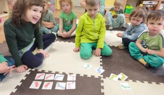 Przedszkolaki przywołują wiosnę!