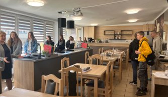 W poszukiwaniu szkoły idealnej...