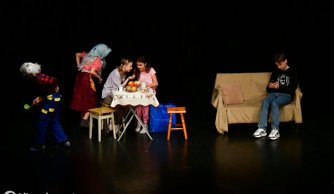 Nasi aktorzy na Powiatowym Przeglądzie Teatrów Dziecięcych i Młodzieżowych w Tarnogrodzie 