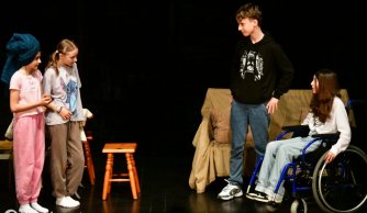 Nasi aktorzy na Powiatowym Przeglądzie Teatrów Dziecięcych i Młodzieżowych w Tarnogrodzie 