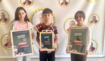 Nasi uczniowie laureatami Ogólnopolskiego Konkursu Recytatorskiego "Słowo na widelcu"