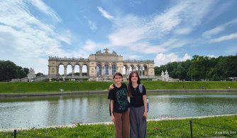 Od Habsburgów po krasowe jaskinie - wycieczka do Austrii i Czech