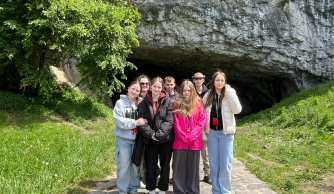 Od Habsburgów po krasowe jaskinie - wycieczka do Austrii i Czech