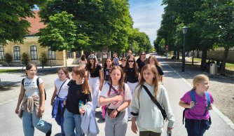 Od Habsburgów po krasowe jaskinie - wycieczka do Austrii i Czech