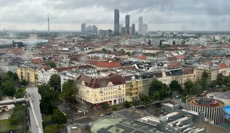 Od Habsburgów po krasowe jaskinie - wycieczka do Austrii i Czech