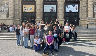 Od Habsburgów po krasowe jaskinie - wycieczka do Austrii i Czech