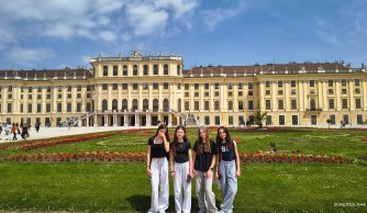 Od Habsburgów po krasowe jaskinie - wycieczka do Austrii i Czech