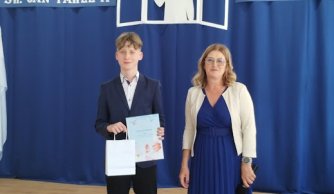 Sukces Piotra Grzywny w Wojewódzkim Konkursie Wiedzy o Janie Pawle II