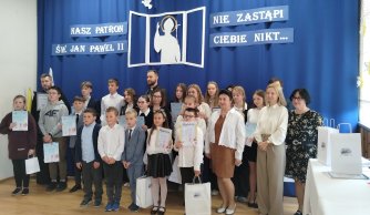 Sukces Piotra Grzywny w Wojewódzkim Konkursie Wiedzy o Janie Pawle II