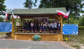 Uroczystość XVII rocznicy nadania naszej szkole imienia Jana Pawła II
