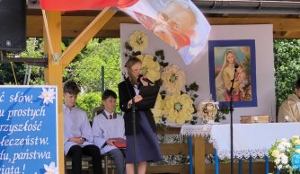 Uroczystość XVII rocznicy nadania naszej szkole imienia Jana Pawła II