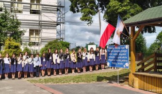 Uroczystość XVII rocznicy nadania naszej szkole imienia Jana Pawła II