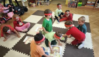 "Wszyscy jabłka chętnie jemy i Dzień Jabłka świętujemy!"