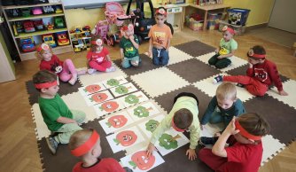 "Wszyscy jabłka chętnie jemy i Dzień Jabłka świętujemy!"