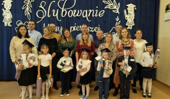 Ślubowanie uczniów klasy pierwszej