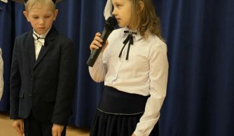 Ślubowanie uczniów klasy pierwszej