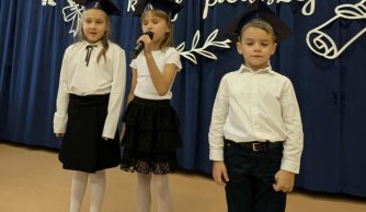 Ślubowanie uczniów klasy pierwszej